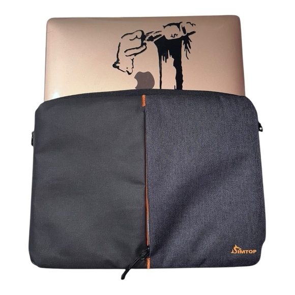 SimTop (NWOT) Laptop Case - Picture 4 of 5